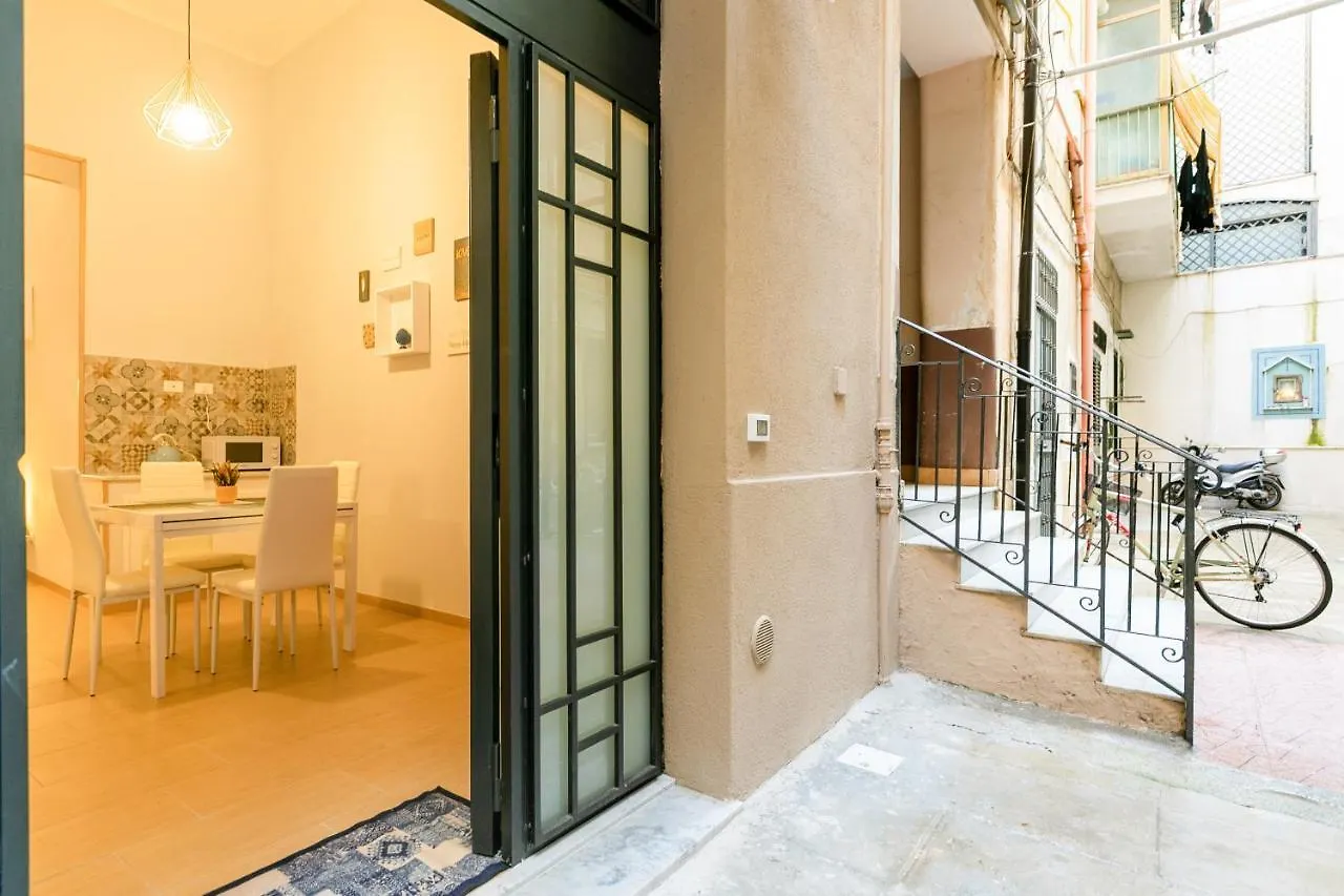 Palazzo Butera Cozy Studio Apartment Παλέρμο